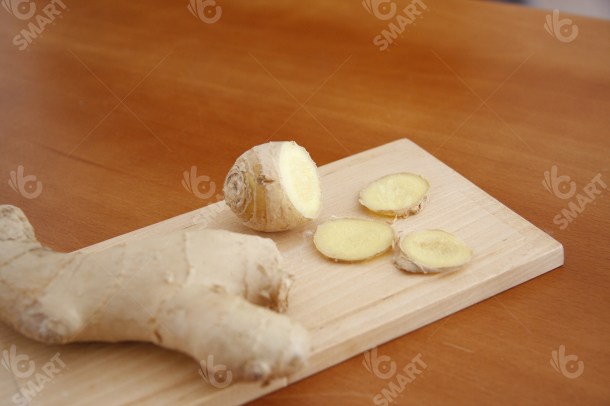15 Acupuncture Ginger (3300x2200)-PH 1538